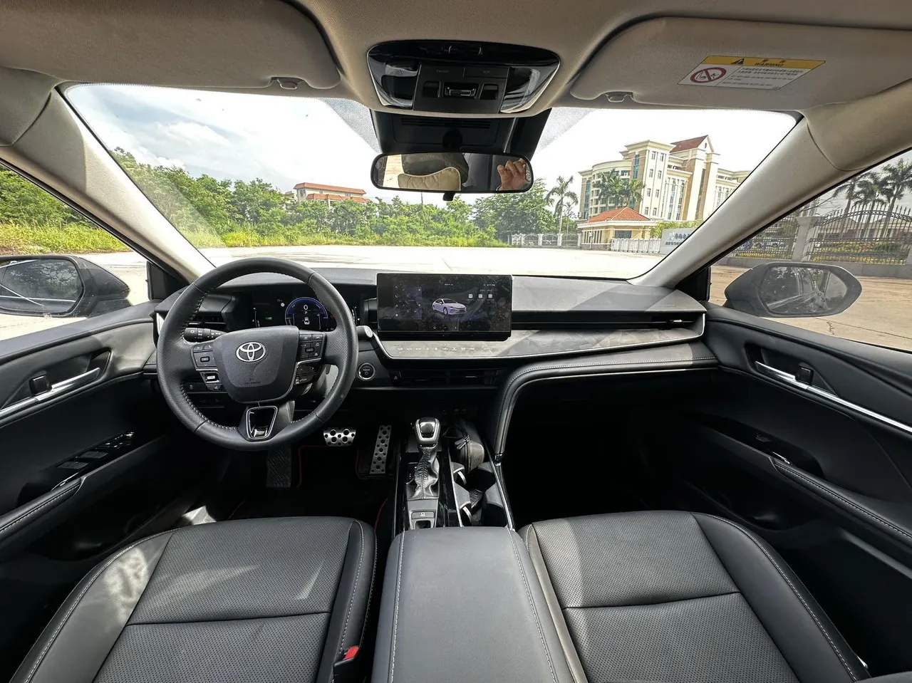 Toyota 2026 Camry Dual Engine 2.0HXS Stepless Sports Plus Edition Automatic Gear 9