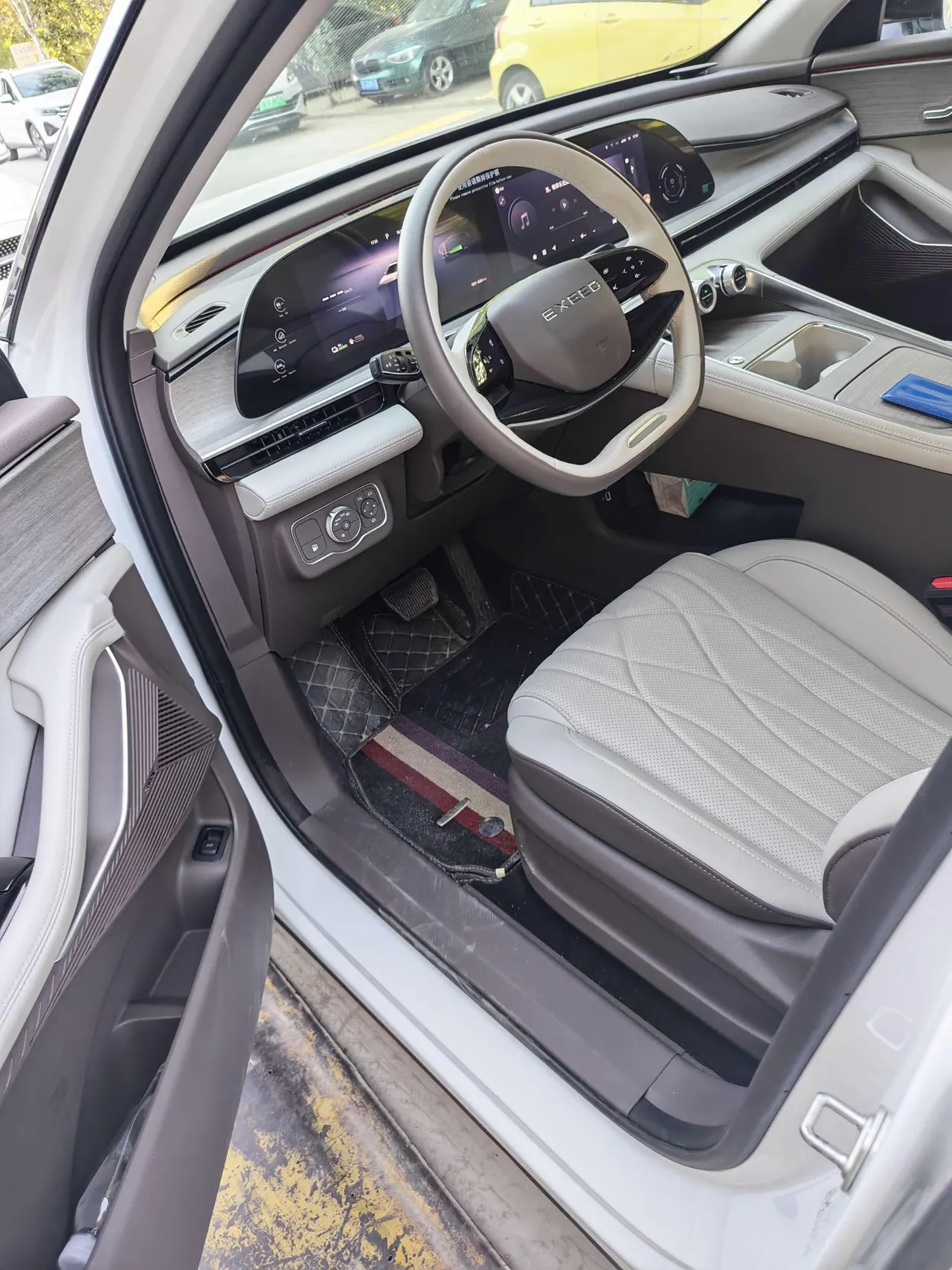Xingtu 2026 Eta Eta Eta C- DM 1.5T Global Edition 120 Long Endurance Two-Drive Automatic Gear 4