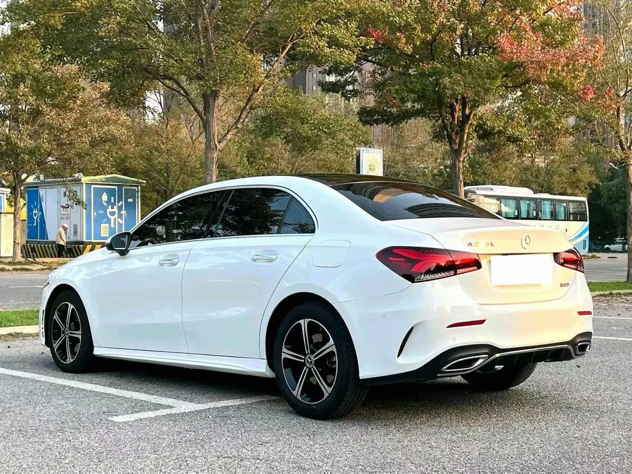 Mercedes Benz Class A 2022 A 200 L 1.3T Fashion (Change 3) Automatic 8