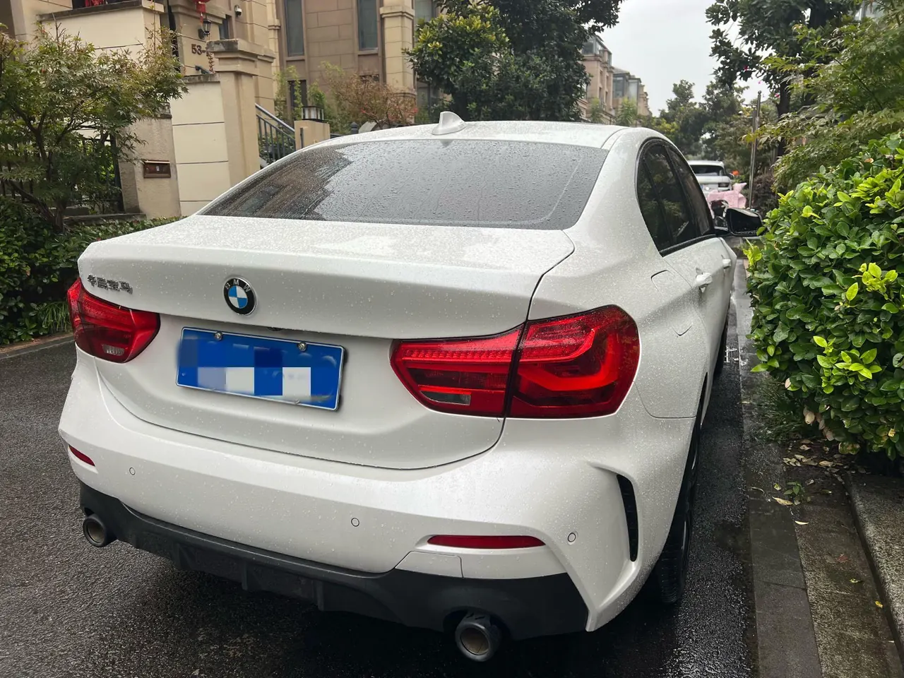 BMW 1 Series 2022 125i 2.0T M Sports Obsidian Night Edition Automatic Gear 9