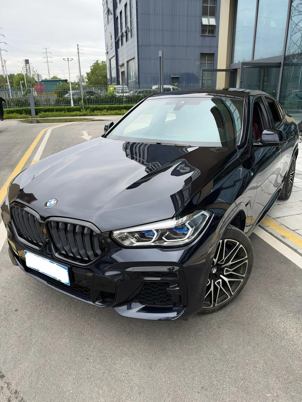 BMW X6 (Imported) 2022 X6 xDrive40i 3.0T M Sports Suit Automatic Gear - View 1