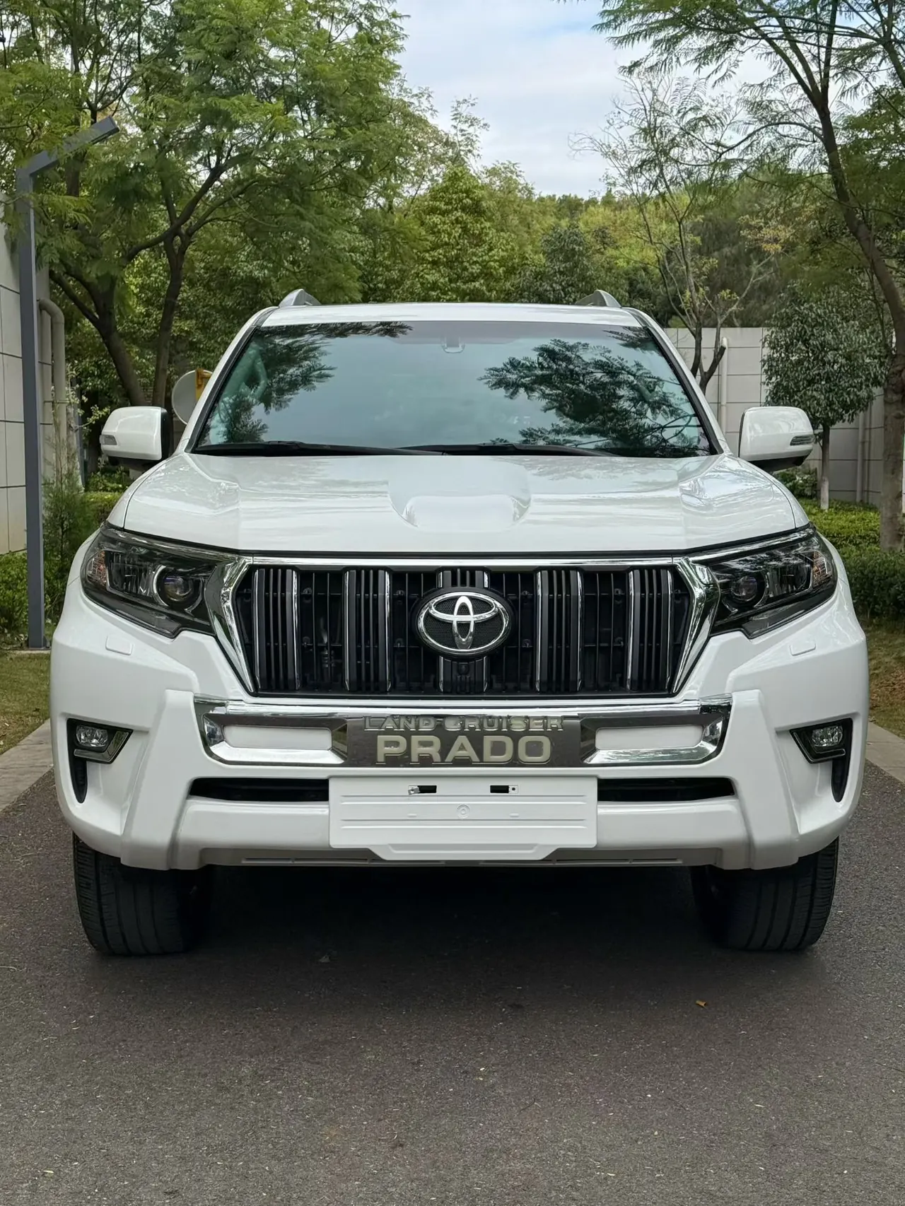 Toyota 2022 Prado 2.8TD diesel automatic gear 3