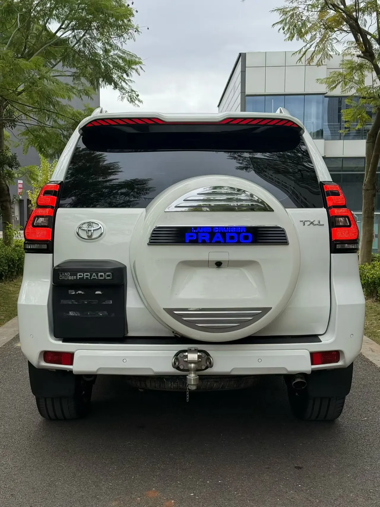 Toyota 2022 Prado 2.8TD diesel automatic gear 8