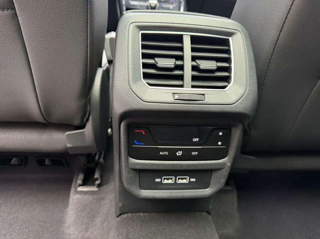 Volkswagen 2022 Tanyue 1.4TSI 280TSI Two-Drive Deluxe Smart Joint Edition Automatic Gear 11