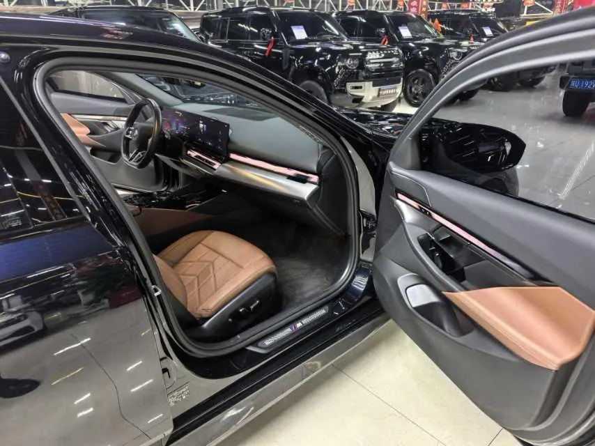 BMW 5 Series 2024 525Li 2.0T M Sports Suit Automatic Gear 6