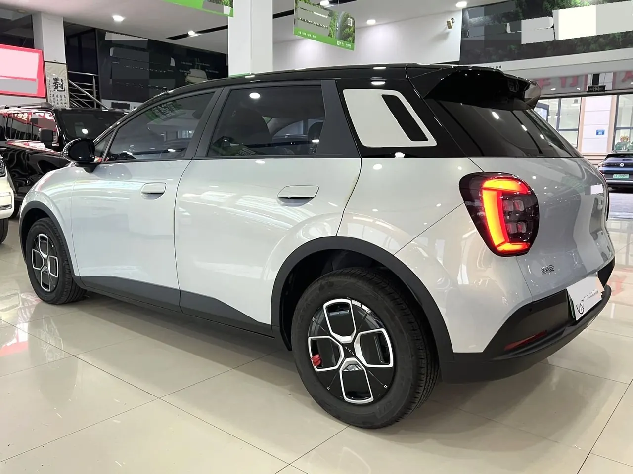 GAC Aion 2025 AION UT 420 Smart Edition Automatic Gear 10