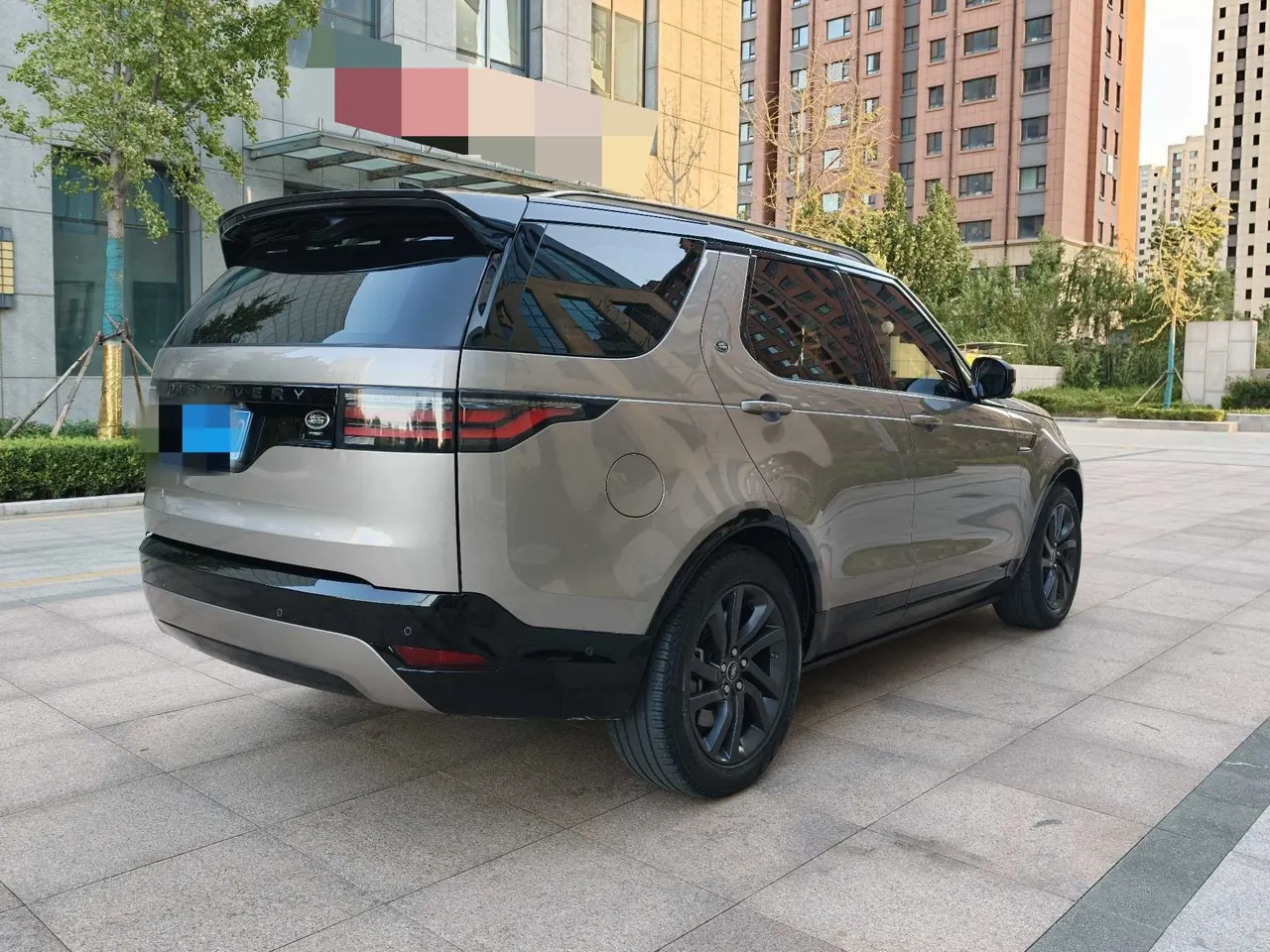 Land Rover found (imported) 2021 found 5 48V 3.0T 360PS R-Dynamic S automatic gear 4