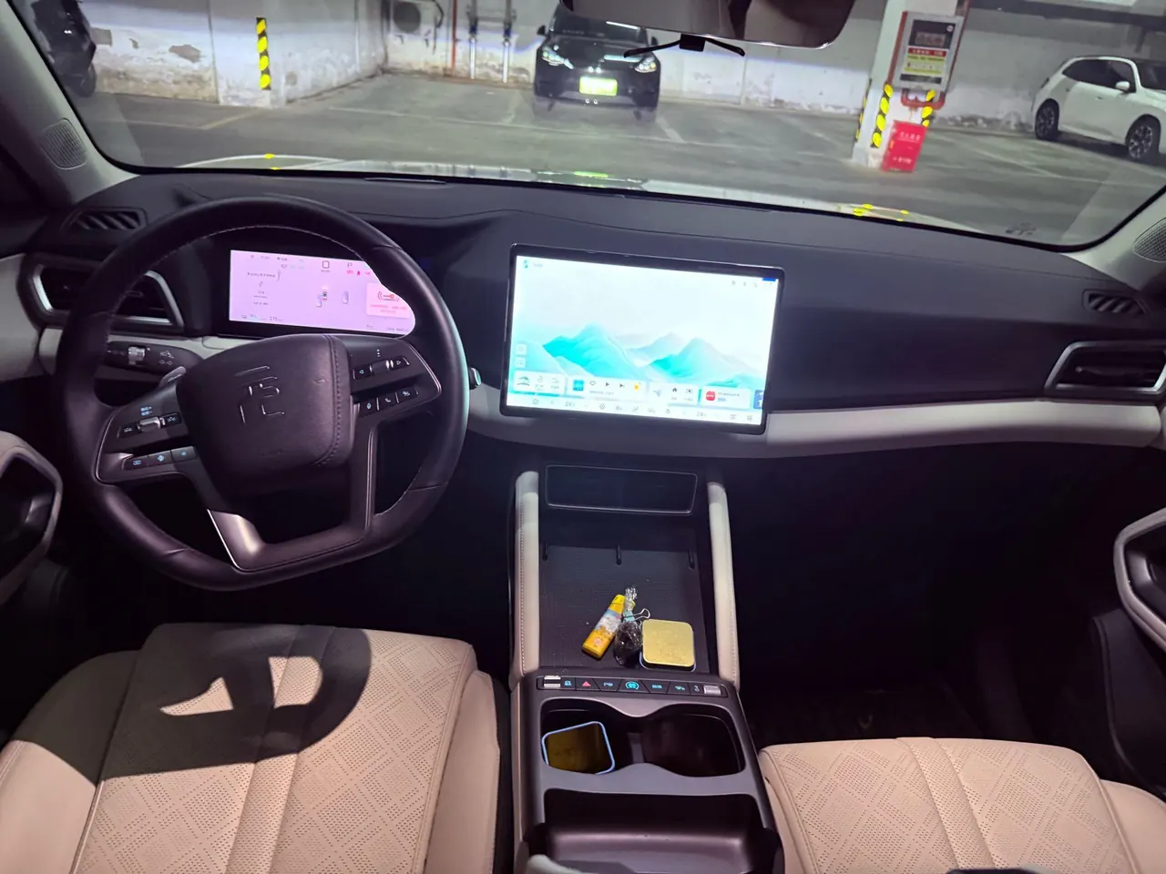 BYD 2025 Yuan UP Smart Driving 401KM Vital Automatic Gear 5