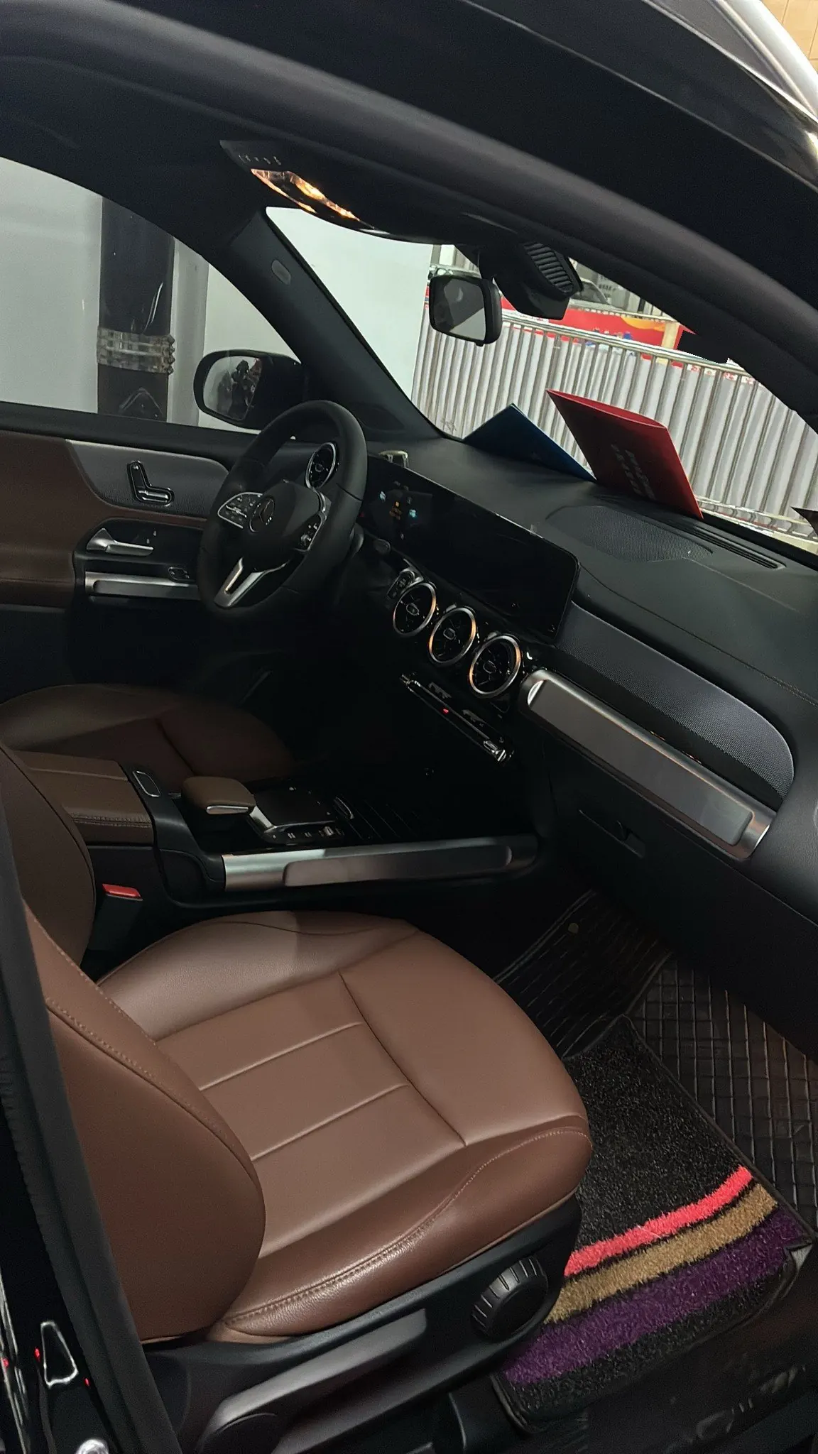 Mercedes Benz 2024 GLB 200 1.3T Fashion Automatic 5