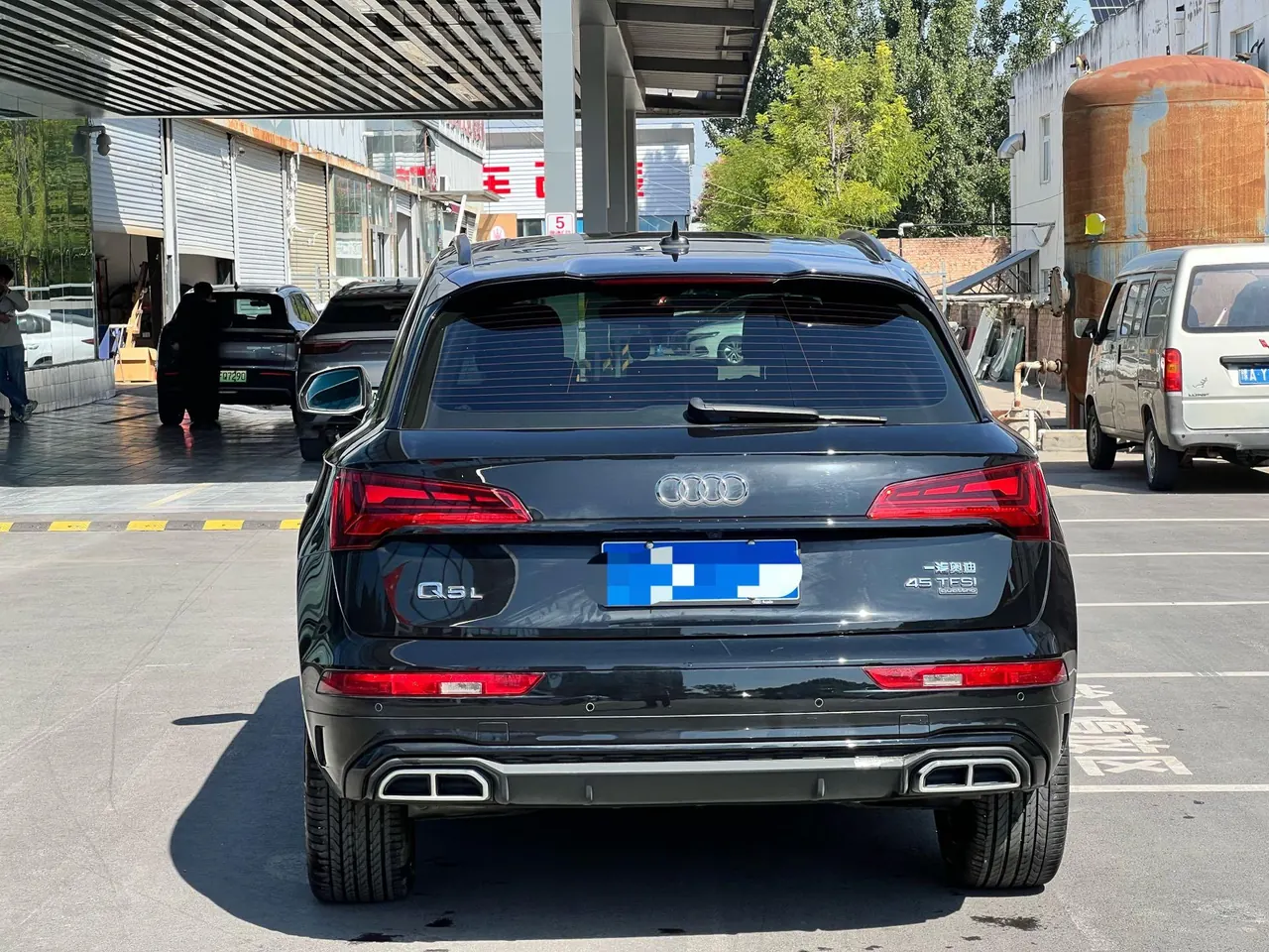 Audi 2025 Q5L 2.0TFSI 45TFSI 45th Anniversary Collection Edition Quattro Deluxe Dynamic Automatic 9