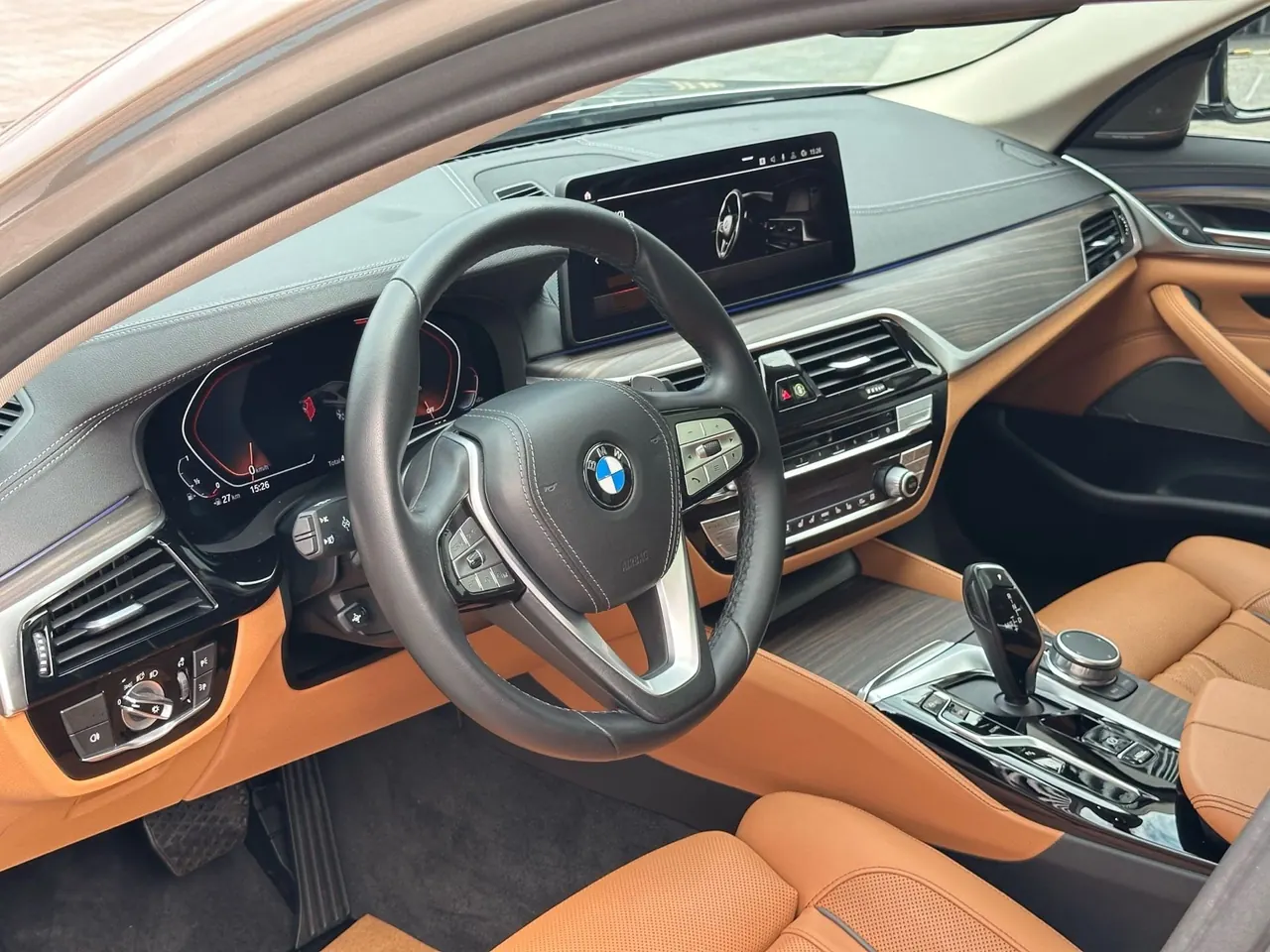 BMW 5 Series 2022 530Li 2.0T Premium Luxury Suit (Change 2) Automatic Gear 5