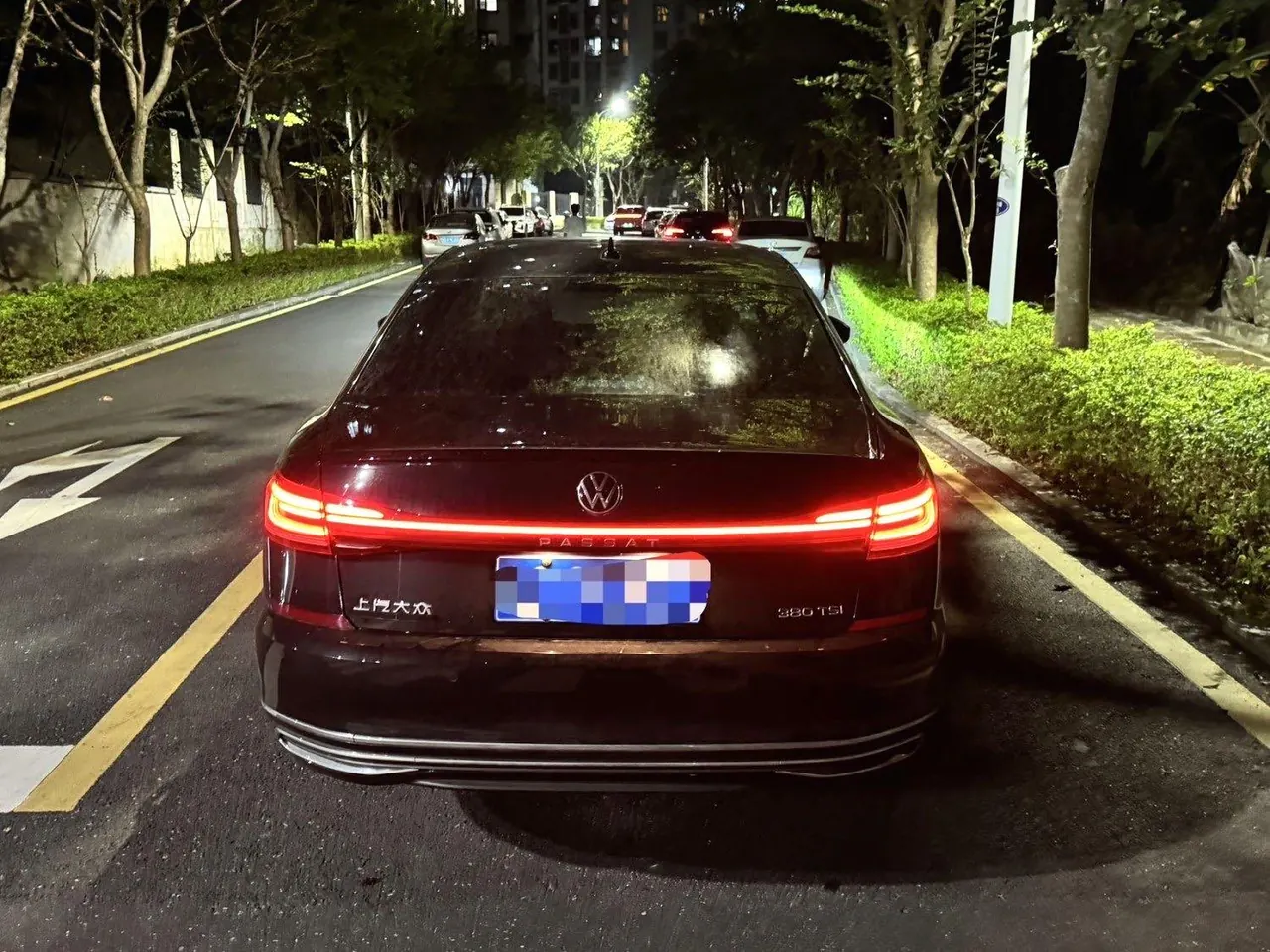 Volkswagen 2025 Passat 2.0TSI 380TSI Subut Longteng Edition Automatic Gear 3