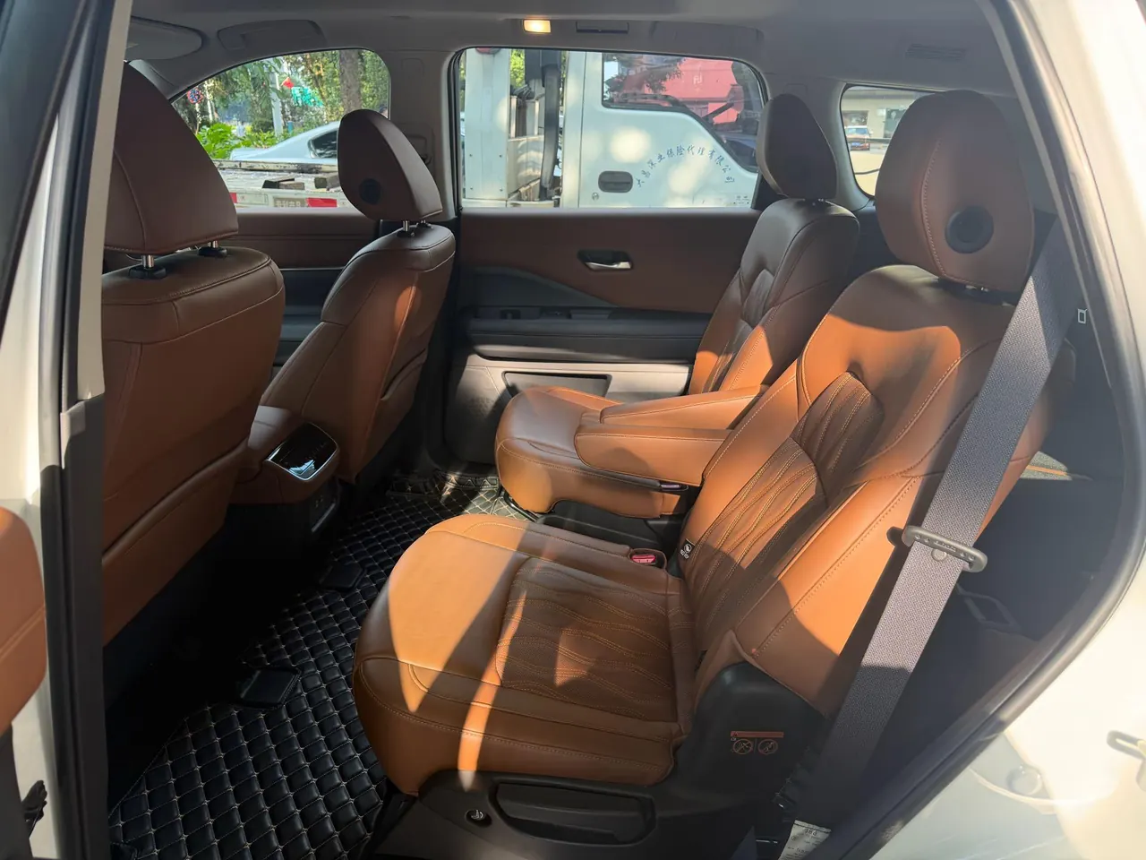Nissan 2024 Tanlu 2.0T 380VC-TURBO 4-wheel drive Zhizun Edition 6-seat automatic gear 6