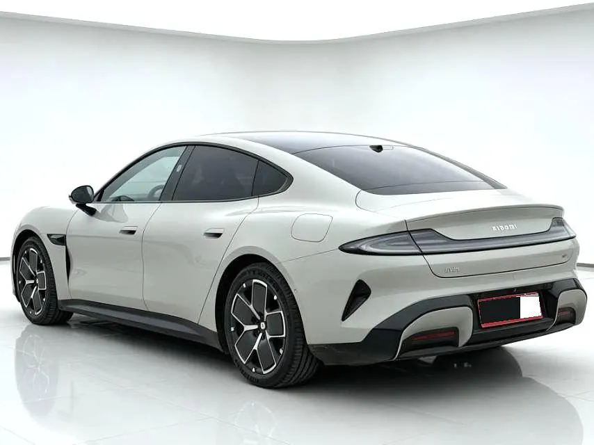 MI 2024 SU 7 700km Rear Drive Standard Founding Edition Automatic Gear 4