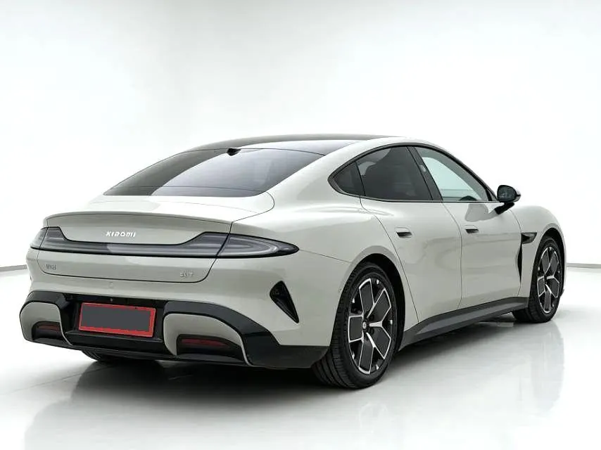 MI 2024 SU 7 700km Rear Drive Standard Founding Edition Automatic Gear 6