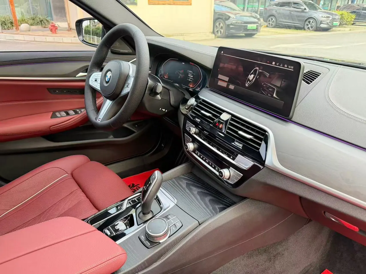 BMW 5 Series 2022 530Li 2.0T Exclusive M Sports Suit Automatic Gear 6