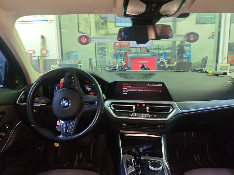 BMW 3 Series 2021 330Li xDrive 2.0T M Sports Obsidian Night Suit Automatic Gear 4