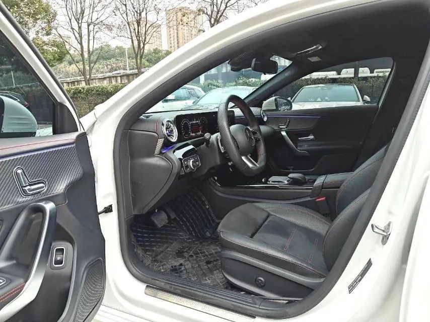 Mercedes Benz Class A 2023 A 200 L 1.3T Fashion Automatic Gear 5