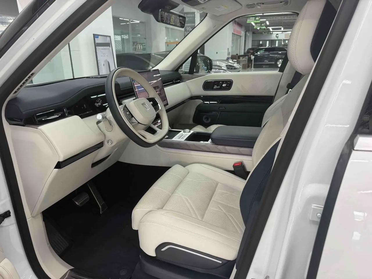 Zeekr 2025 Zeekr 9X 2.0T Ultra Edition 70kWh Automatic Gear 4