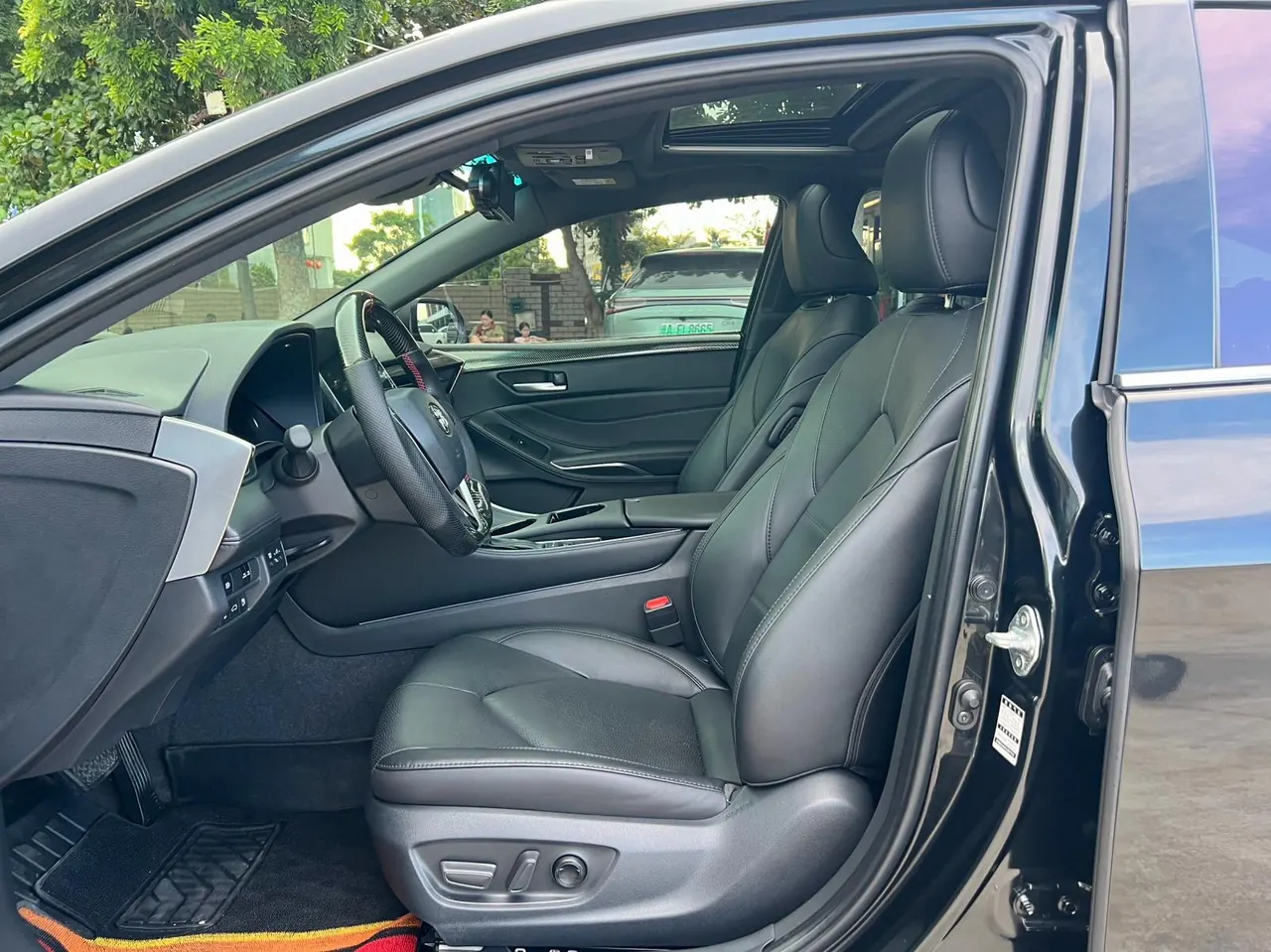 Toyota 2023 Asian Dragon Shuangqing 2.5 Stepless Deluxe Automatic Gear 4