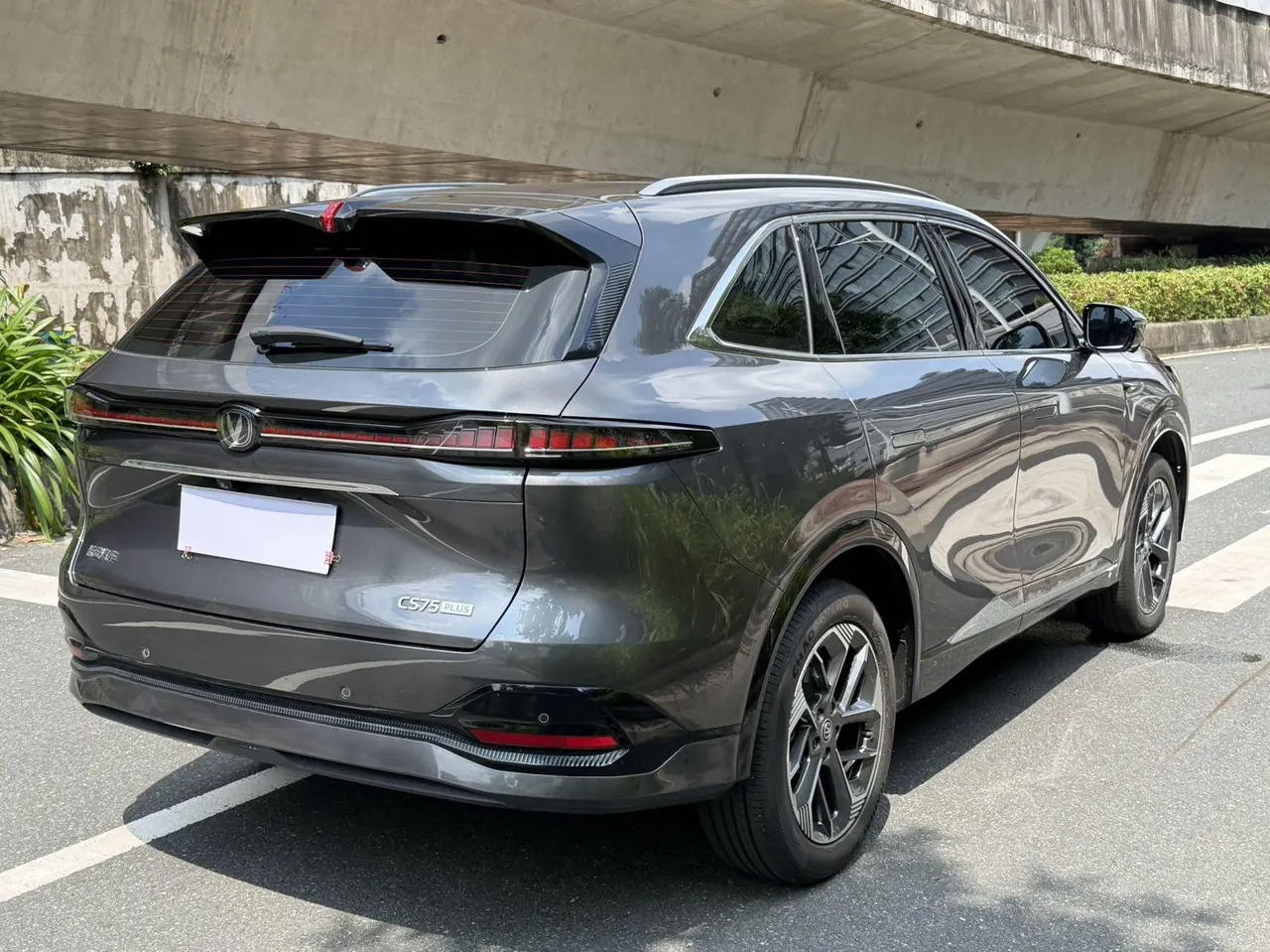 ChangAn 2025 CS75 PLUS 1.5T New Blue Whale Prestige Automatic 9