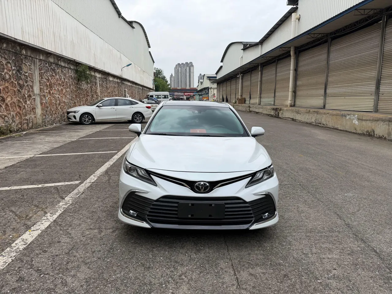 Toyota 2021 Camry 2.5G Deluxe Edition Automatic Gear 8