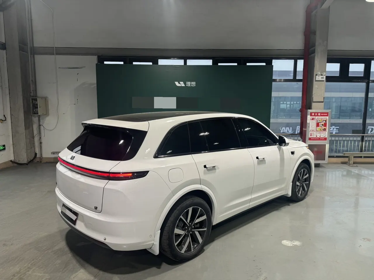 Li 2023 L7 Pro automatic gear 4
