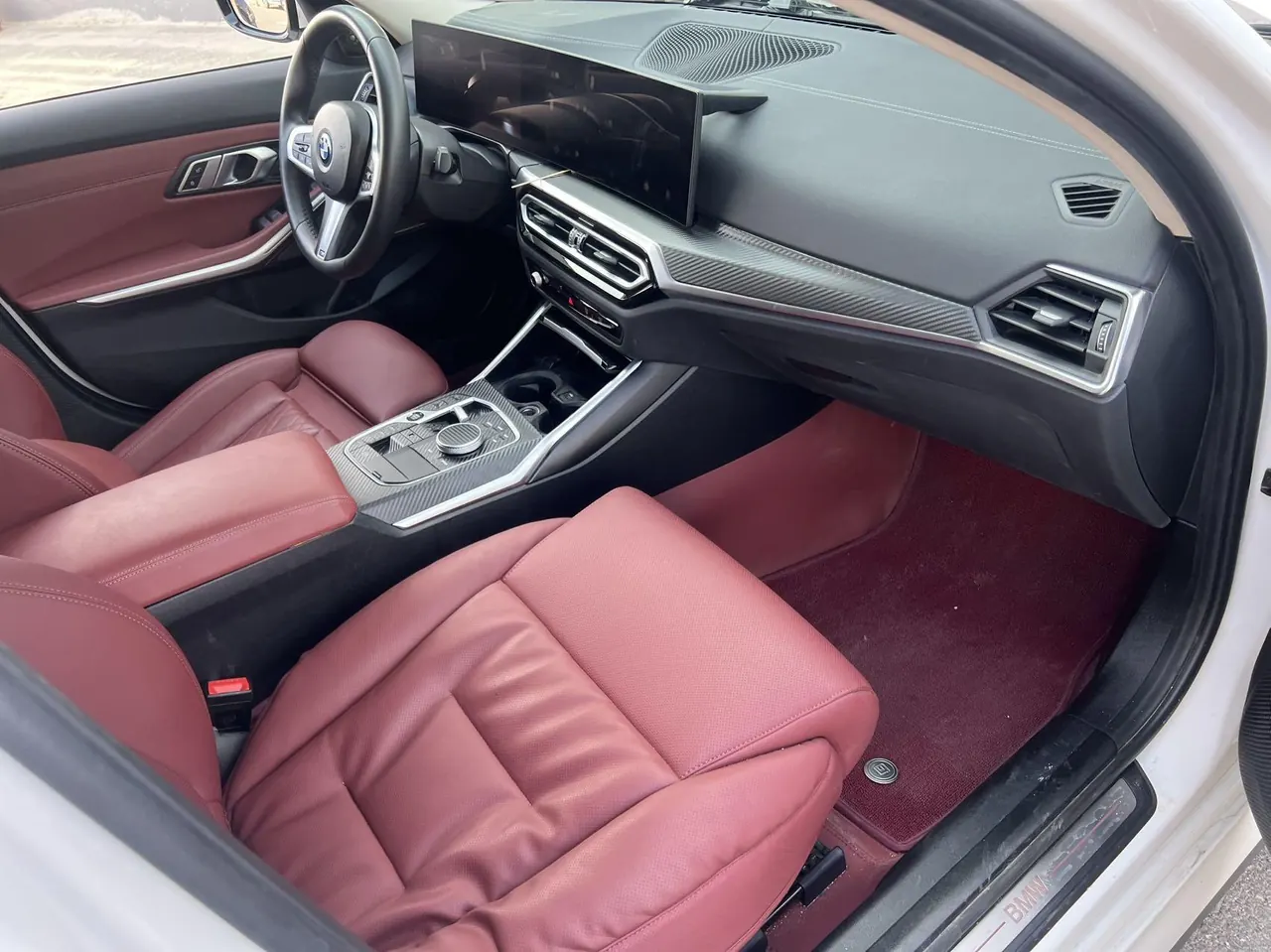 BMW 2024 i3 eDrive 35 L automatic gear 2