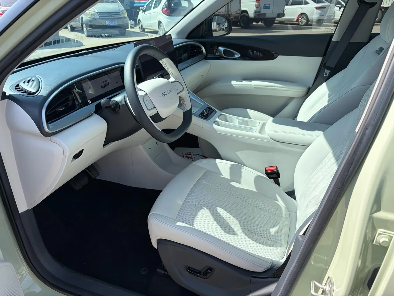 Geely 2025 Star Wish UP 410km Discovery Edition Automatic Gear 6