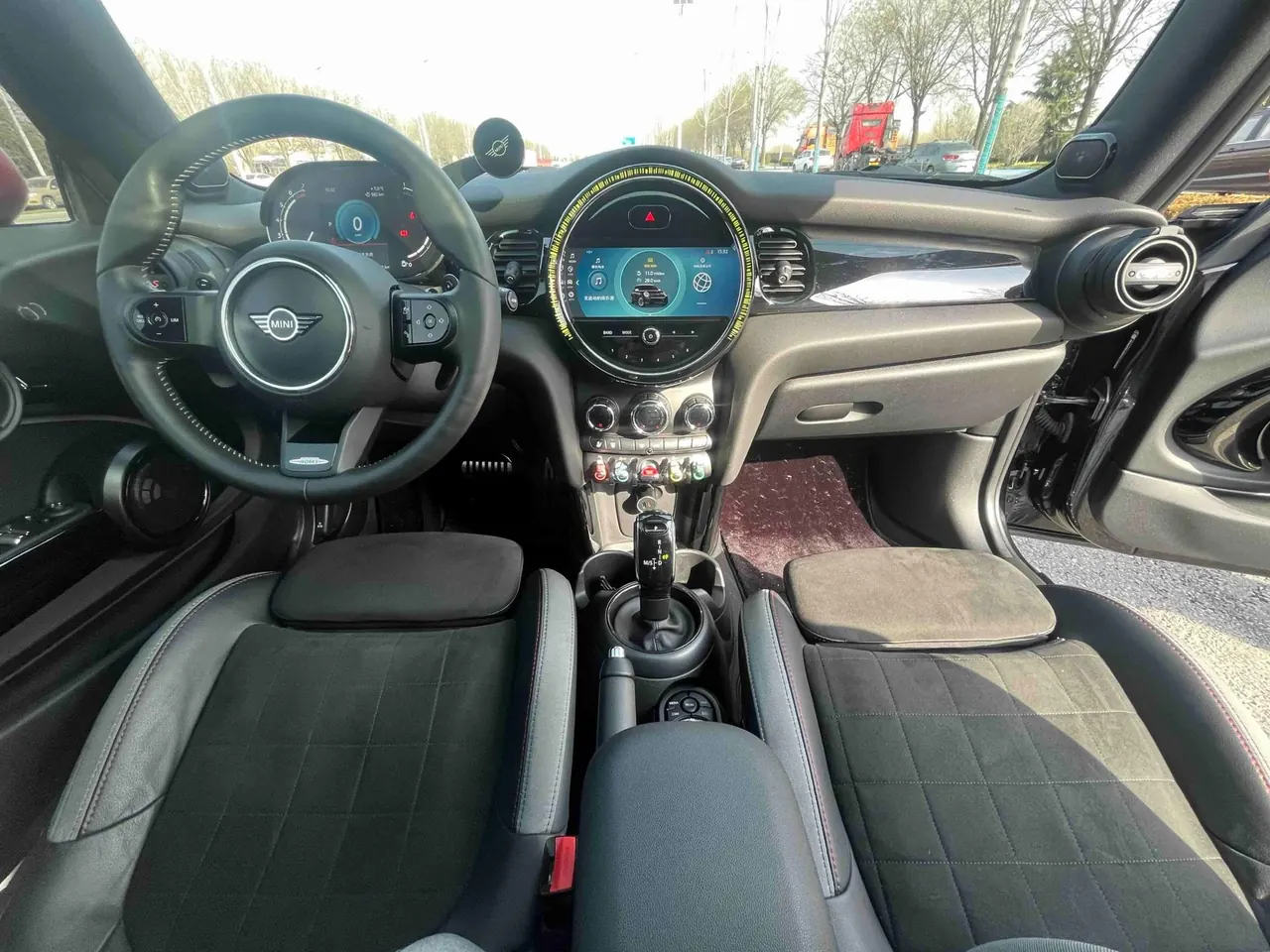MINI Mini (Imported) 2022 Mini Cooper S 2.0T Black Label Special Edition Automatic Gear 12