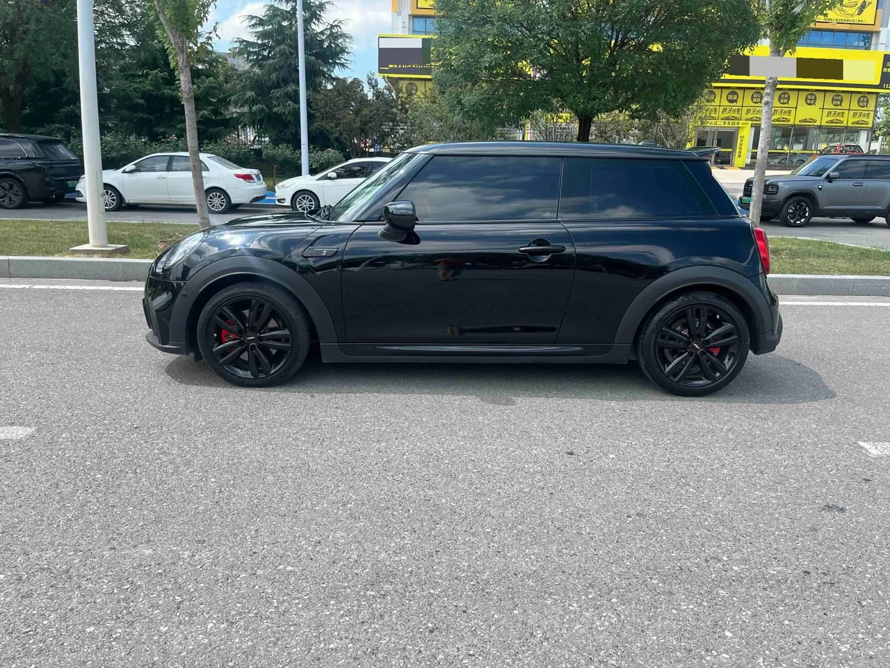 MINI Mini (Imported) 2022 Mini Cooper S 2.0T Black Label Special Edition Automatic Gear 6