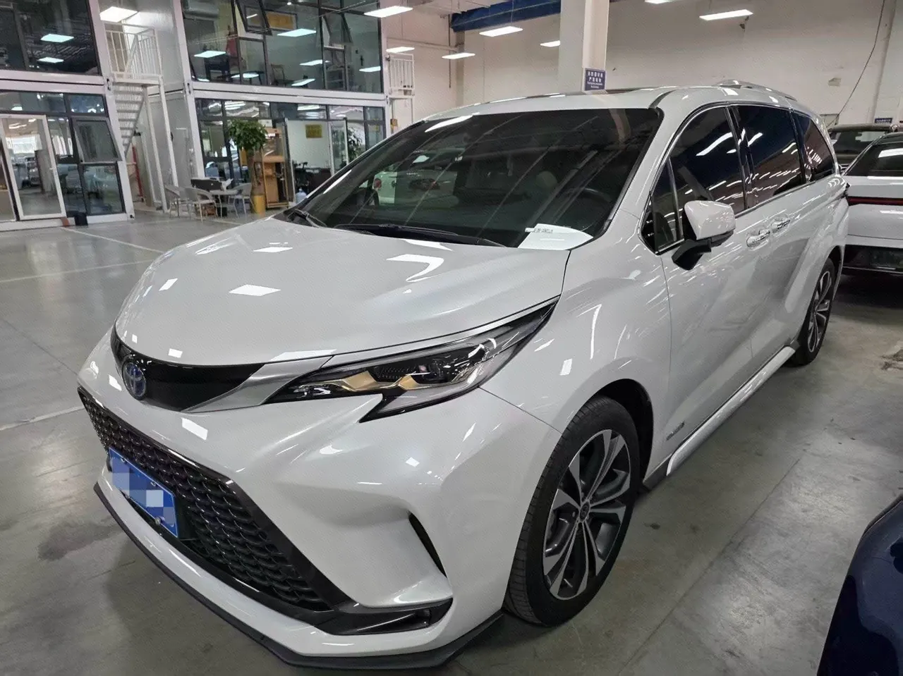 Open image lightbox: Toyota 2023 Grevia HYBRID 2.5 Stepless Premium PLUS Edition Automatic Gear