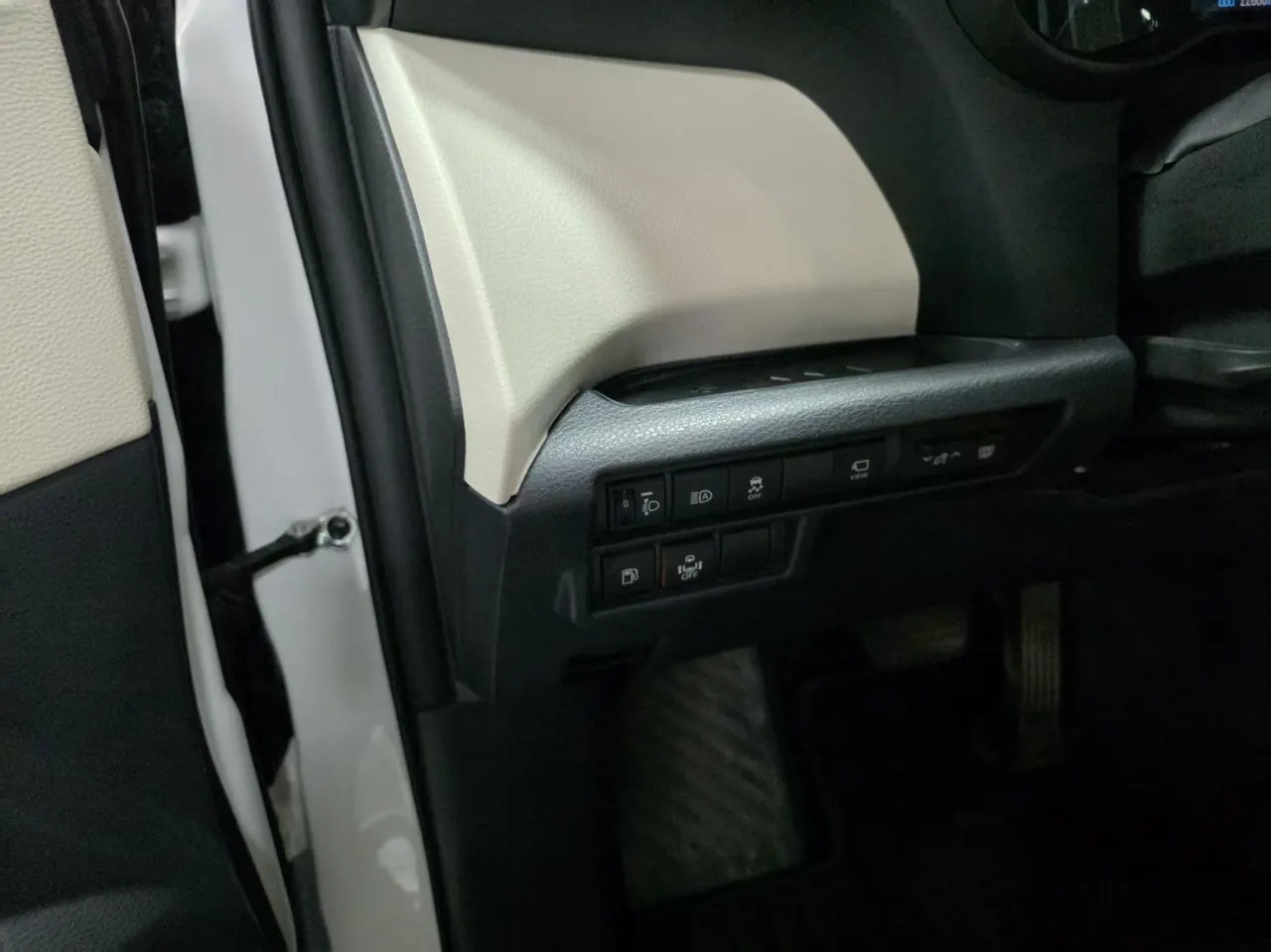 Toyota 2023 Grevia HYBRID 2.5 Stepless Premium PLUS Edition Automatic Gear 10