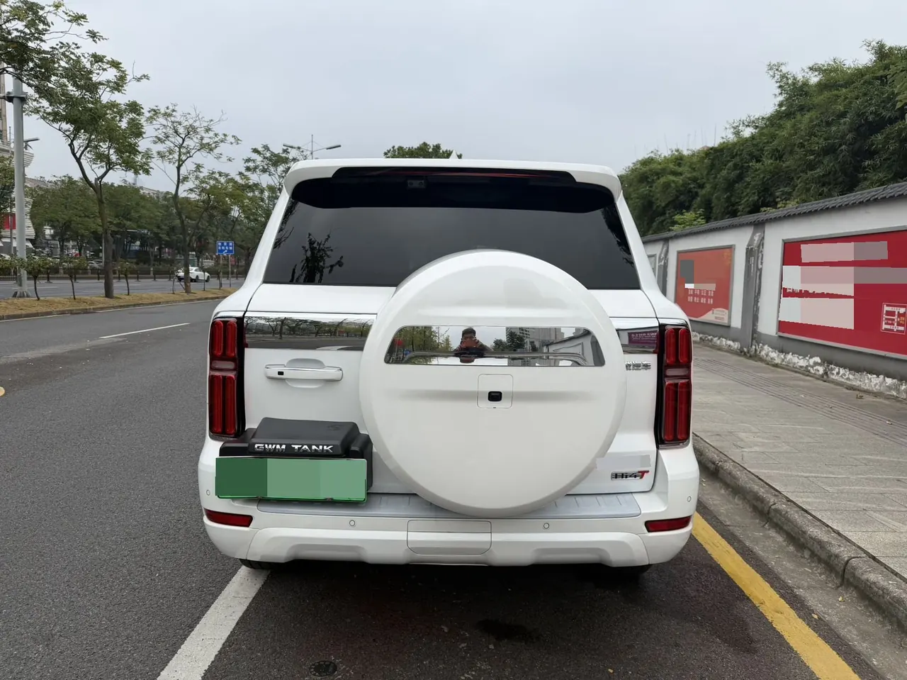Tank 500 New Energy 2026 Model Tank 500 Hi4-T 2.0T Smart Enjoyment Version Automatic Transmission 3