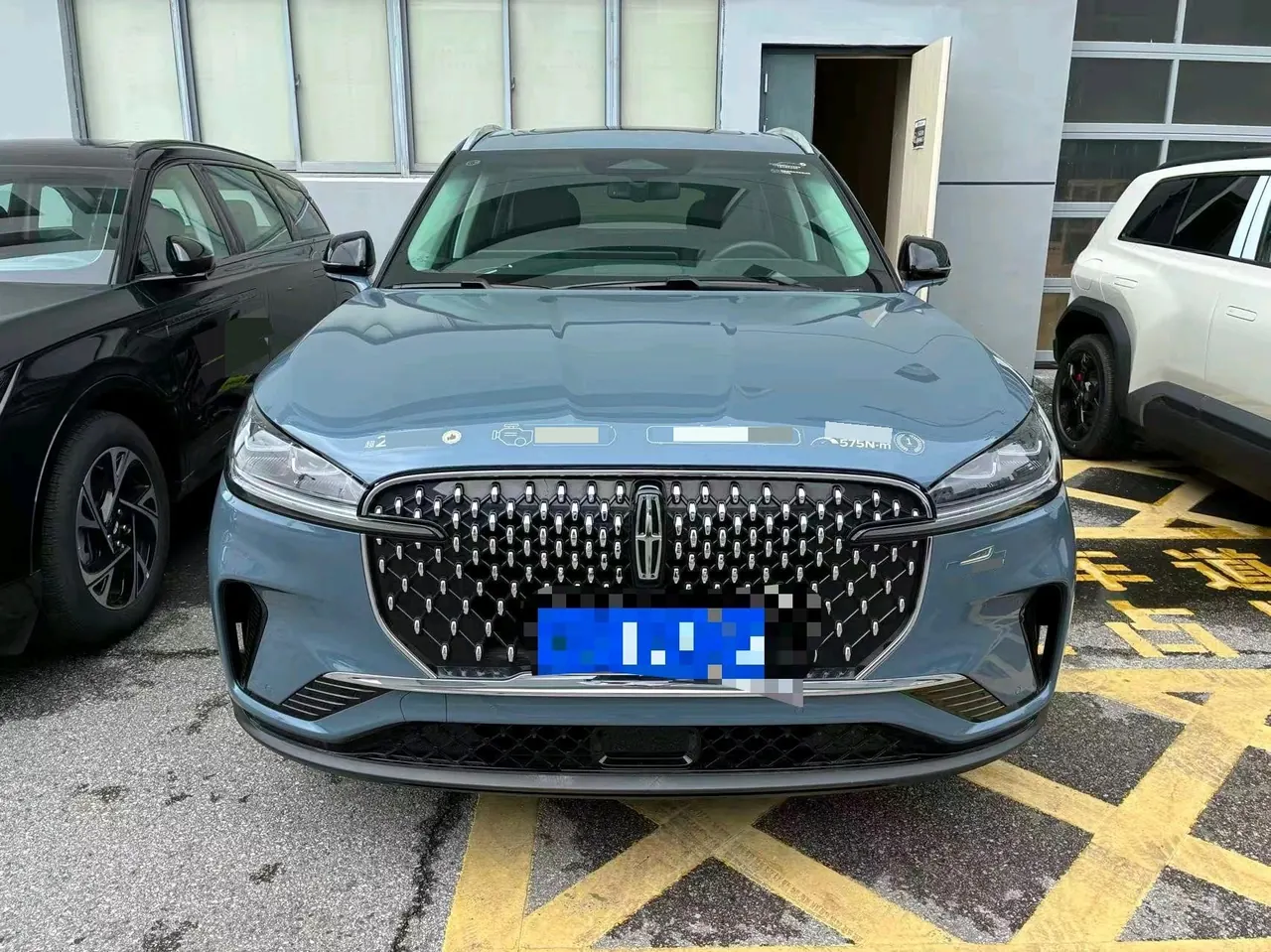 Lincoln 2024 Aviator 3.0T V6 4-wheel Elegant Edition 6-seat Automatic Gear 2