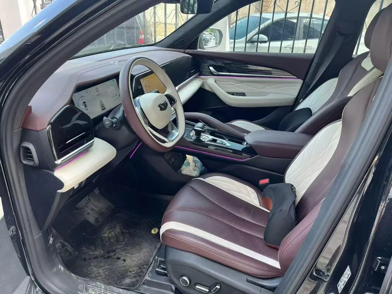 Geely 2021 XingyueL (Monjaro) 2.0TD EVO two-wheel drive distinguished automatic transmission 2
