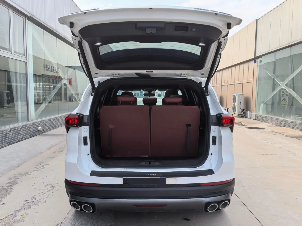 Jetour 2024 X70 PLUS 1.5T Champion Edition MAX7 Automatic Gear 12