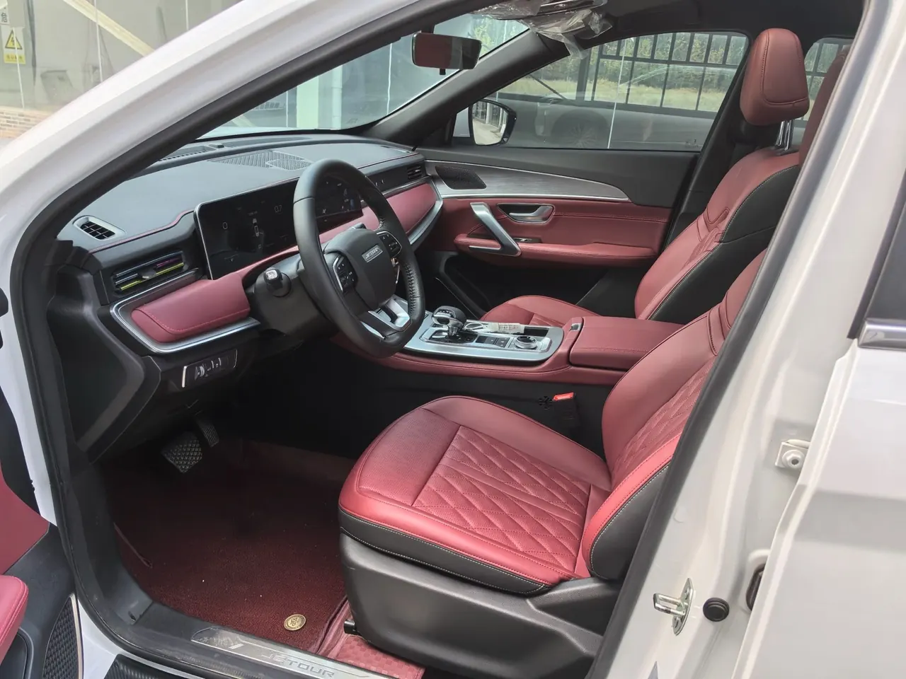 Jetour 2024 X70 PLUS 1.5T Champion Edition MAX7 Automatic Gear 4
