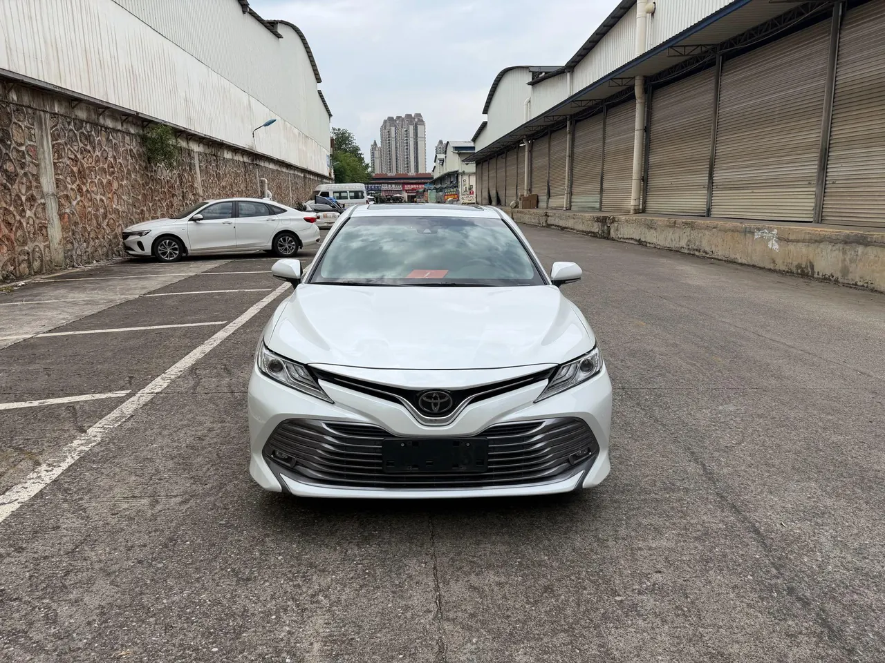 Toyota 2021 Camry 2.0G Stepless Deluxe Edition Automatic Gear 2