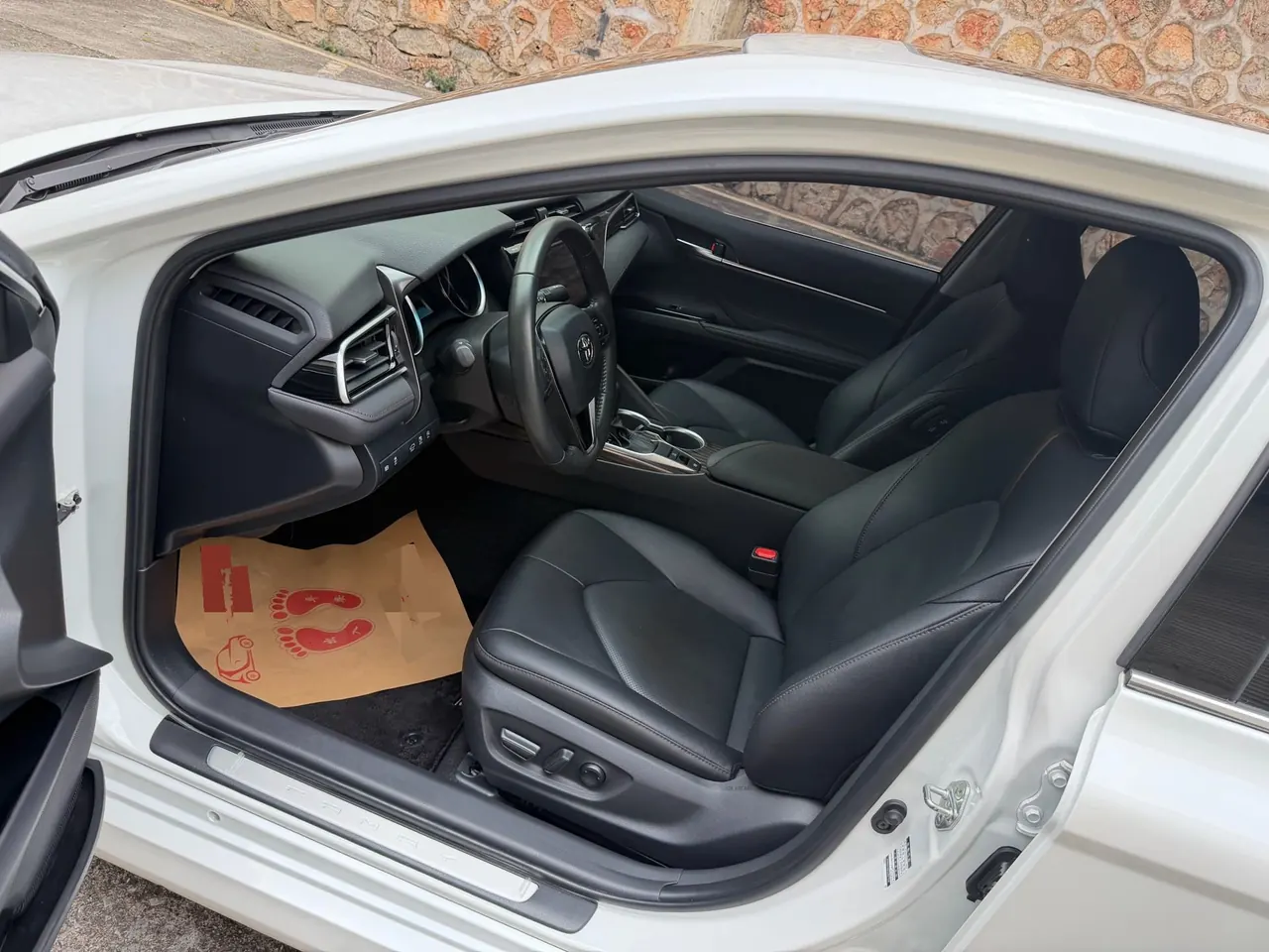 Toyota 2021 Camry 2.0G Stepless Deluxe Edition Automatic Gear 7