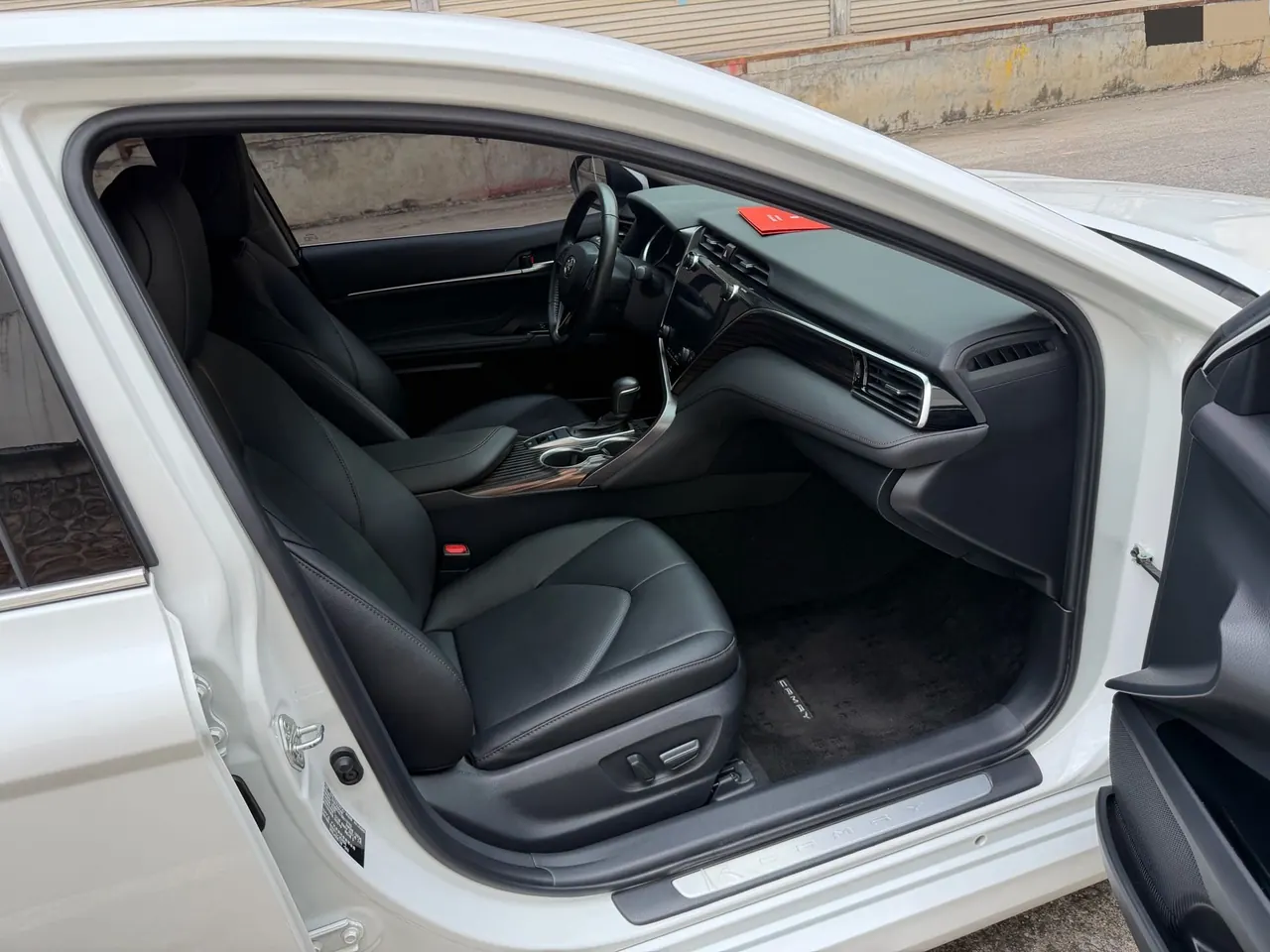 Toyota 2021 Camry 2.0G Stepless Deluxe Edition Automatic Gear 8
