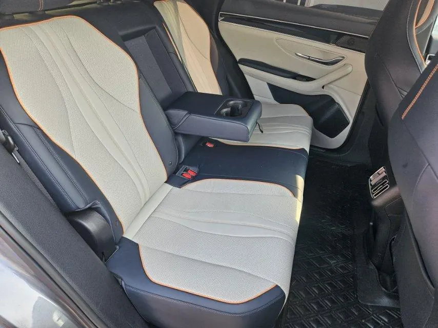 BYD Song PLUS New Energy 2021 Song PLUS DM-i 1.5 Stepless 110KM Flagship PLUS Automatic Gear 9