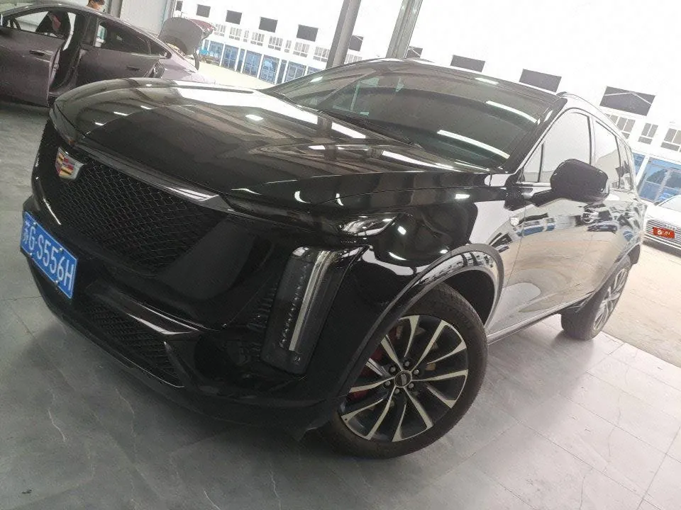Open image lightbox: Cadillac 2026 XT5 48V 2.0T honorable automatic gear