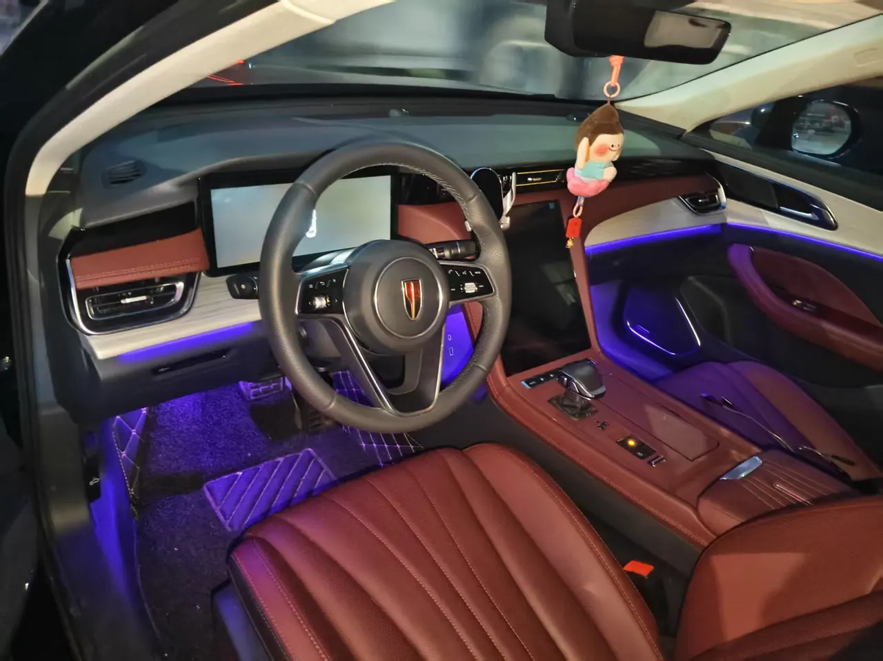 HongQi 2025 H5 2.0T Flag Chang 500000 Commemorative Automatic Gear 3