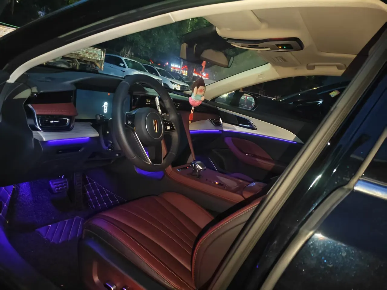 HongQi 2025 H5 2.0T Flag Chang 500000 Commemorative Automatic Gear 4