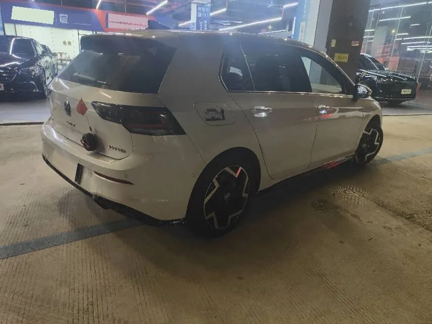 Volkswagen 2025 Golf 8 R-Line 1.5TSI 300TSI (Modified 2) Automatic Gear 3