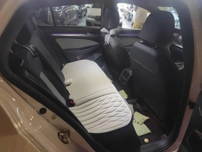 Volkswagen 2025 Golf 8 R-Line 1.5TSI 300TSI (Modified 2) Automatic Gear 7