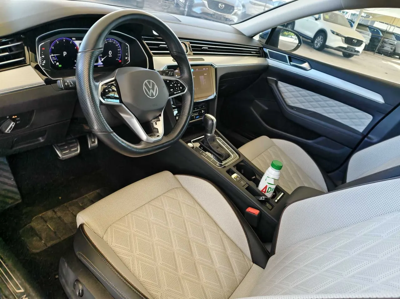 Volkswagen 2023 Magotan 2.0TSI 330TSI 2 million Commemorative Luxury Automatic Gear 4