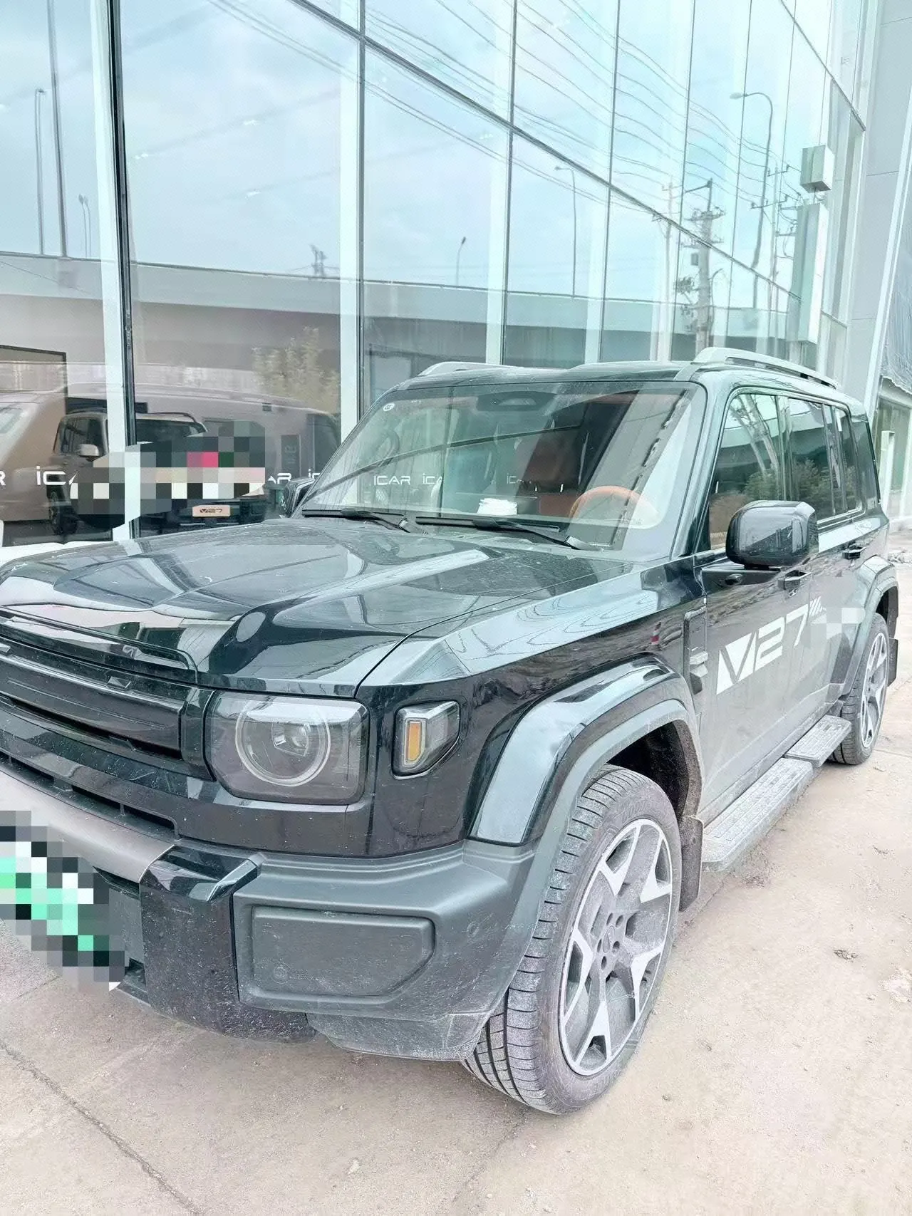 Open image lightbox: ICAR 2026 iCAR V 27 200KM 4WD Falcon 500 Automatic