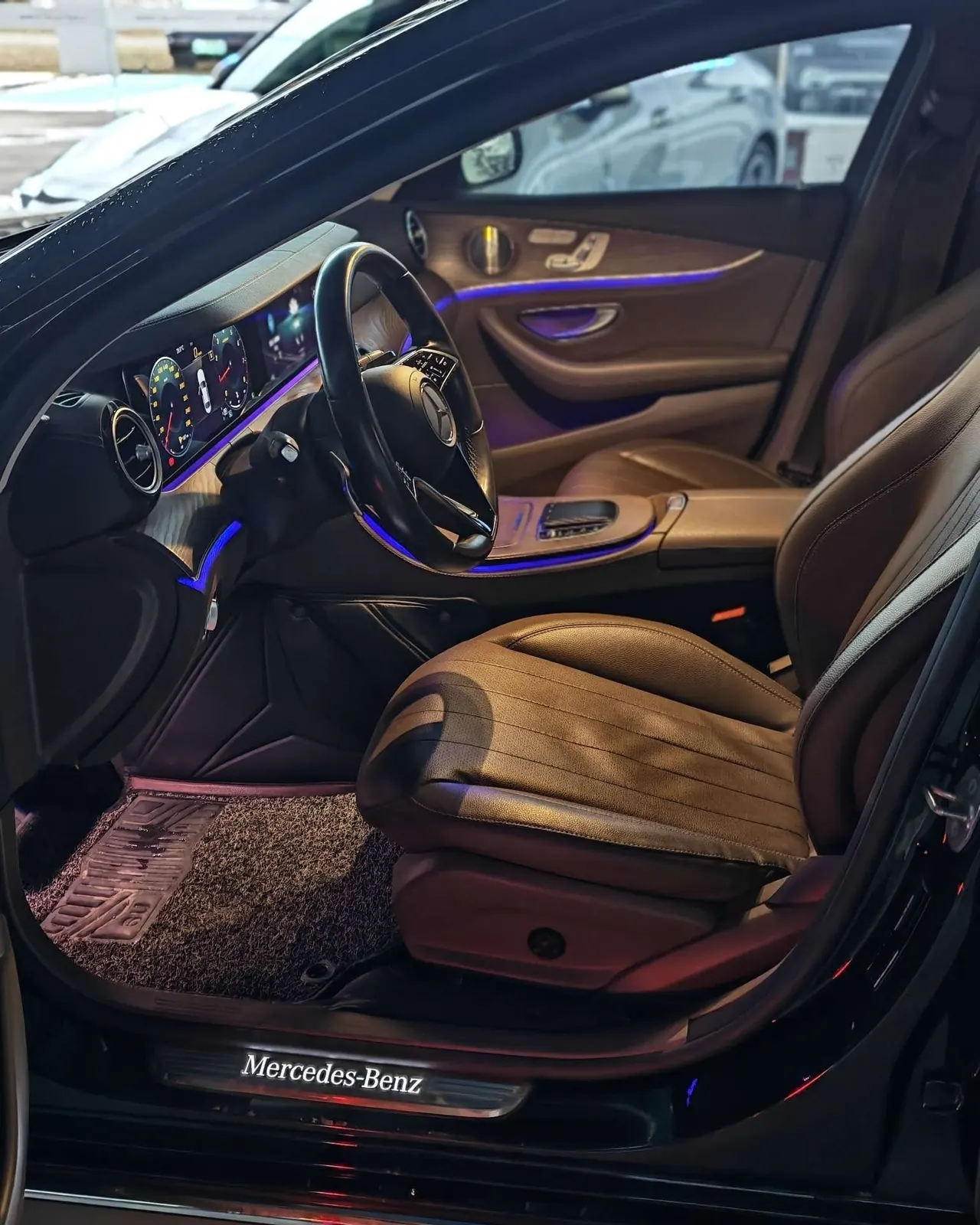 Mercedes Benz E Class 2021 E 300 L 2.0T Luxury Automatic Gear 10